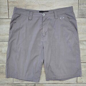 Oakley Flat Front Chino Shorts Men Spell Out Embroidery Long Style 36